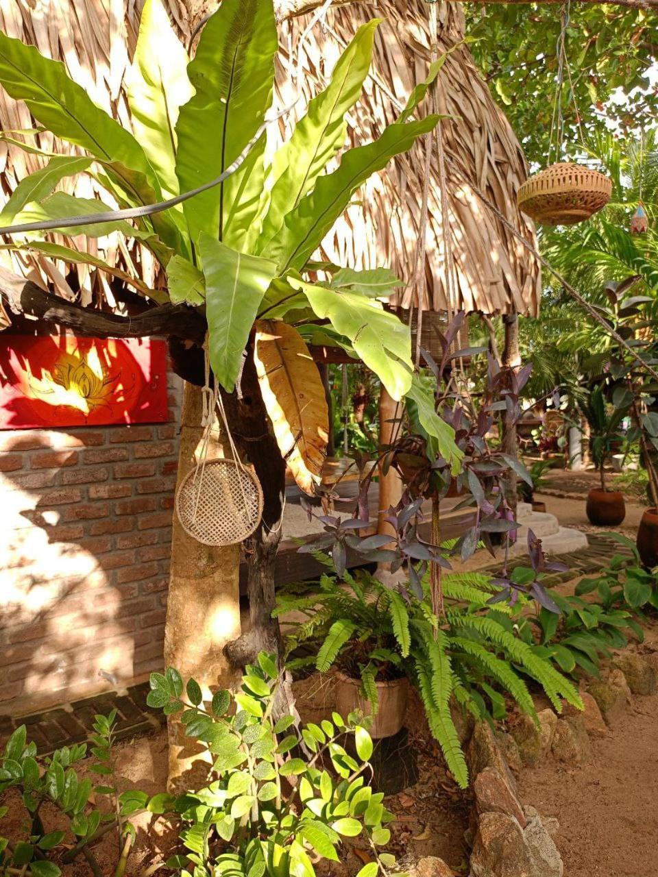 Monsoon Eco Resort - Whisky Point Arugambay Поттувіл Номер фото