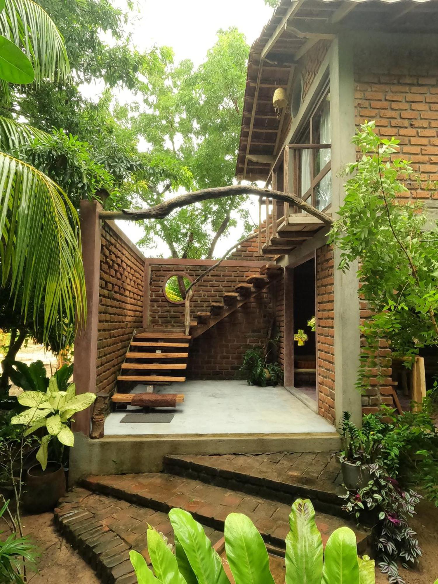 Monsoon Eco Resort - Whisky Point Arugambay Поттувіл Номер фото
