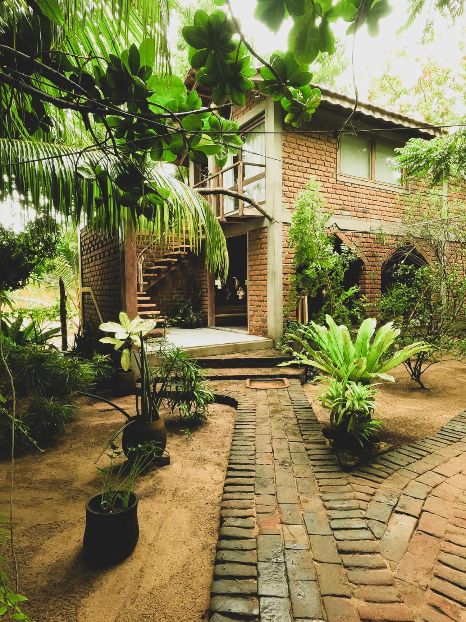 Monsoon Eco Resort - Whisky Point Arugambay Поттувіл Номер фото